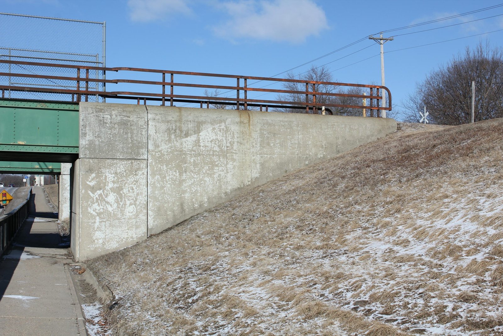 North abutment